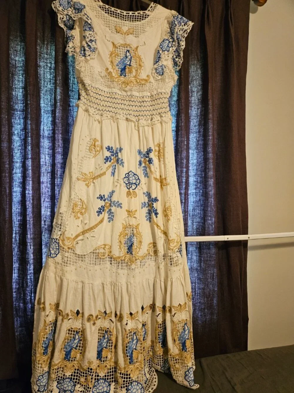 Off-White Romantic Richelieu Maxi Dress - Picture 8 of 10